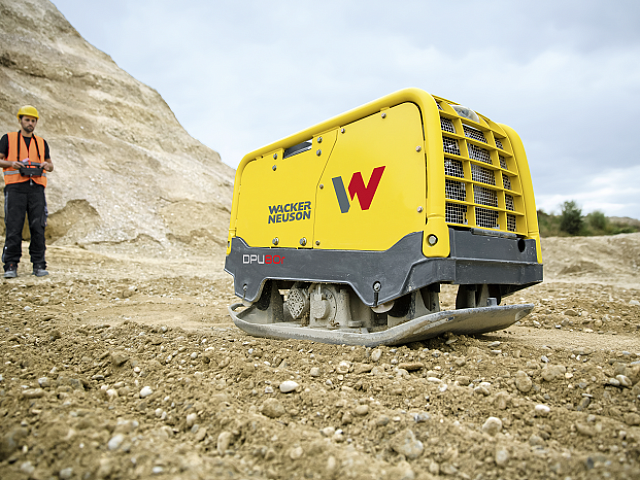Виброплита реверсивная дизельная Wacker Neuson DPU 80r